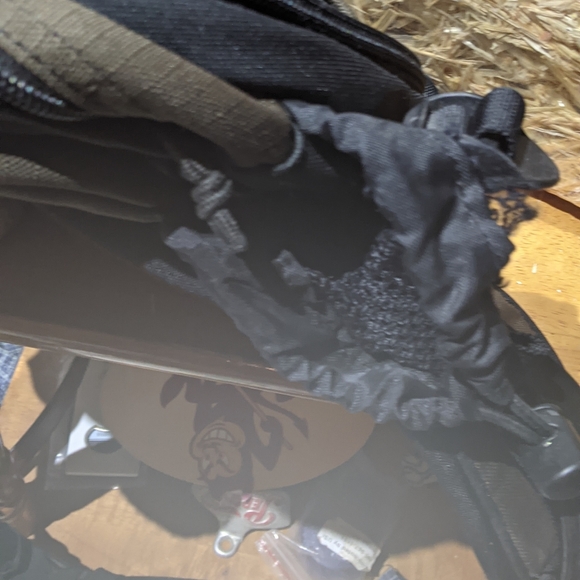 Columbia Large Hiking Fanny Pack - Picture 12 of 13